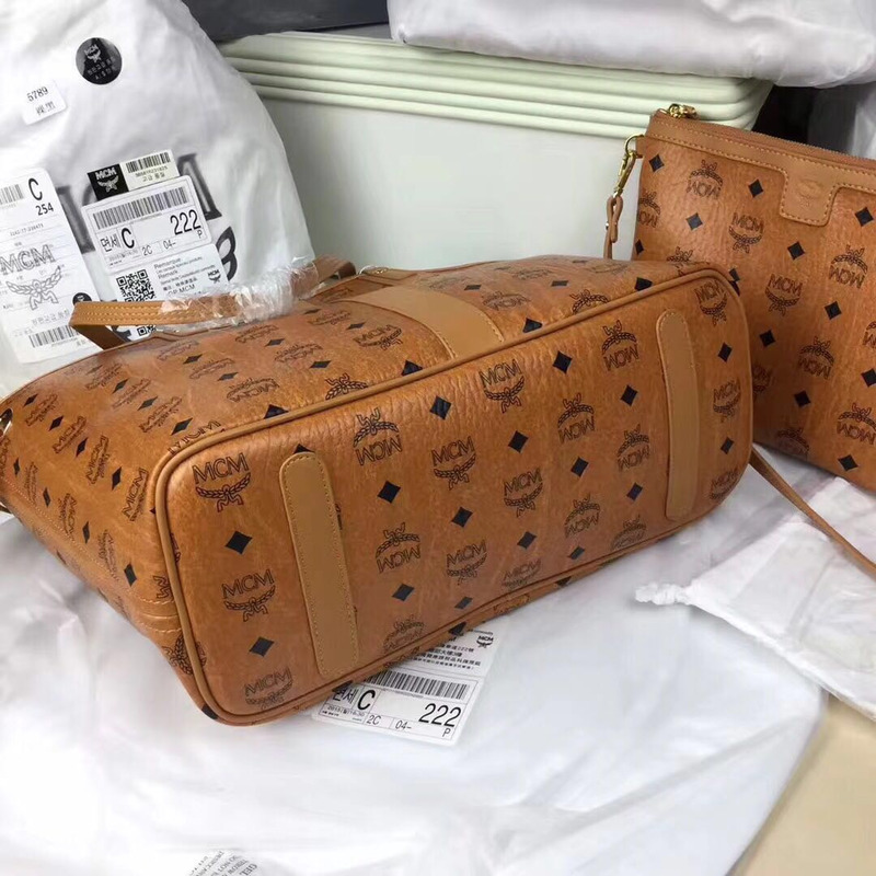 MCM Reversible Liz Shopper in Visetos Bag in Cognac