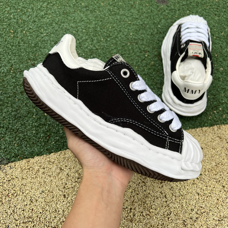 Mihara Yasuhiro "BLAKEY" OG Sole Canvas Low-top Sneaker