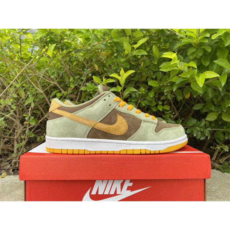 Nike Dunk Low SE Dusty Olive DH5360 300 Sneakers Men Women