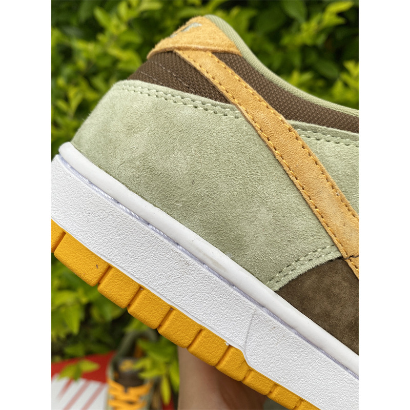 Nike Dunk Low SE Dusty Olive DH5360 300 Sneakers Men Women