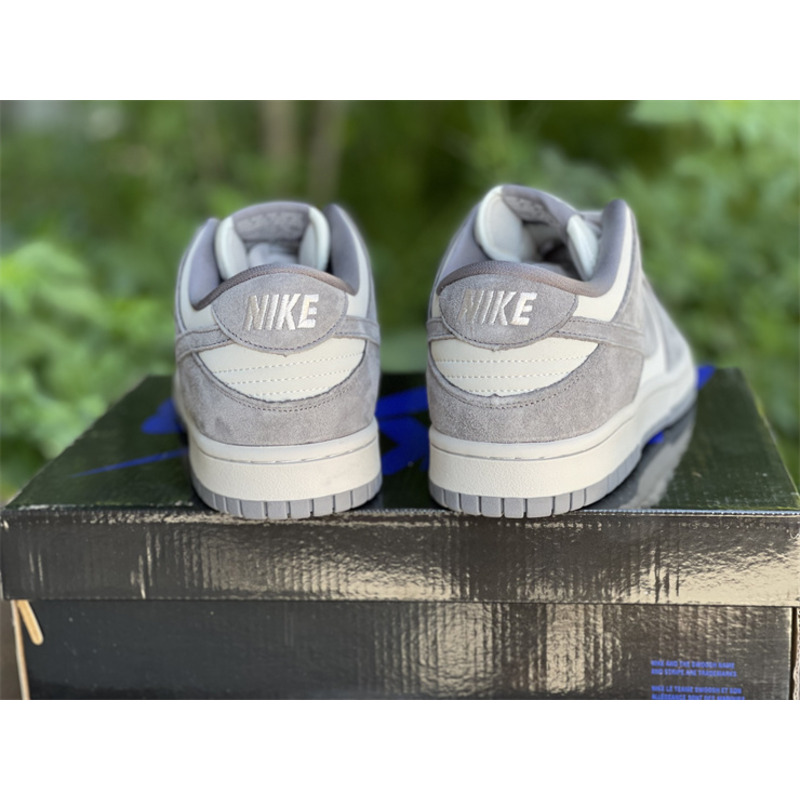 Nike SB Dunk Low 854866 002 Sneakers Men Women