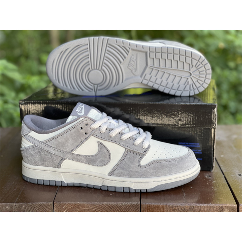 Nike SB Dunk Low 854866 002 Sneakers Men Women