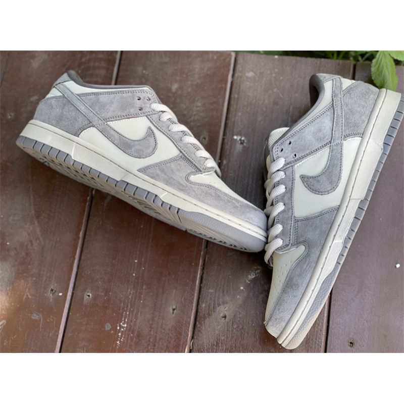 Nike SB Dunk Low 854866 002 Sneakers Men Women