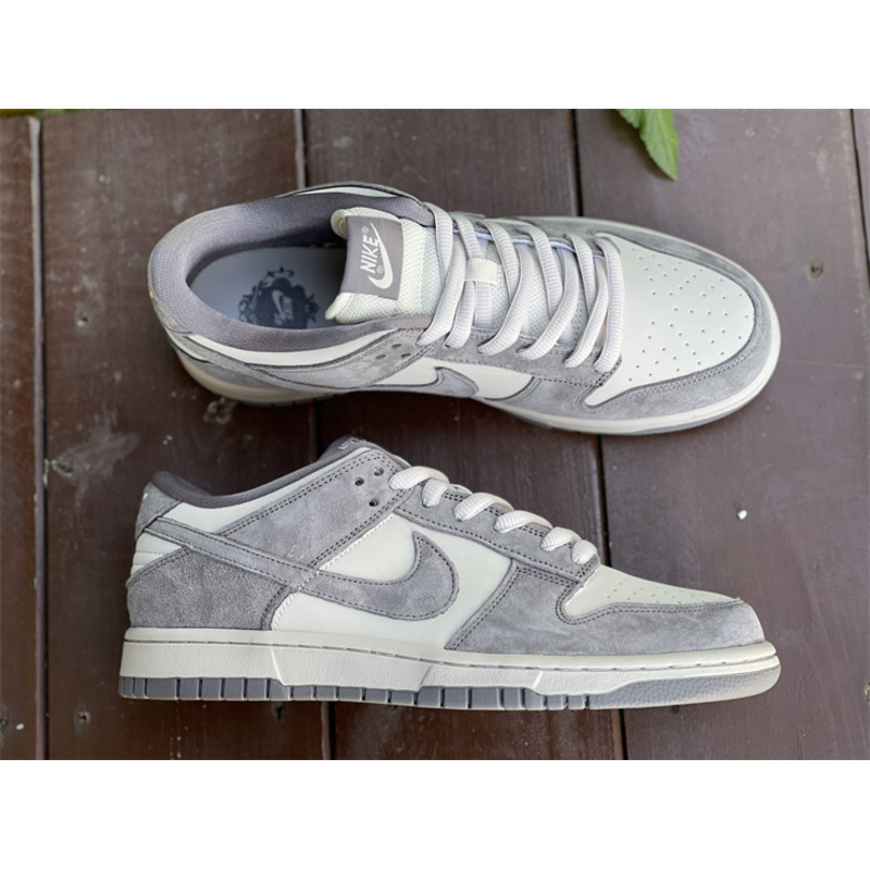 Nike SB Dunk Low 854866 002 Sneakers Men Women