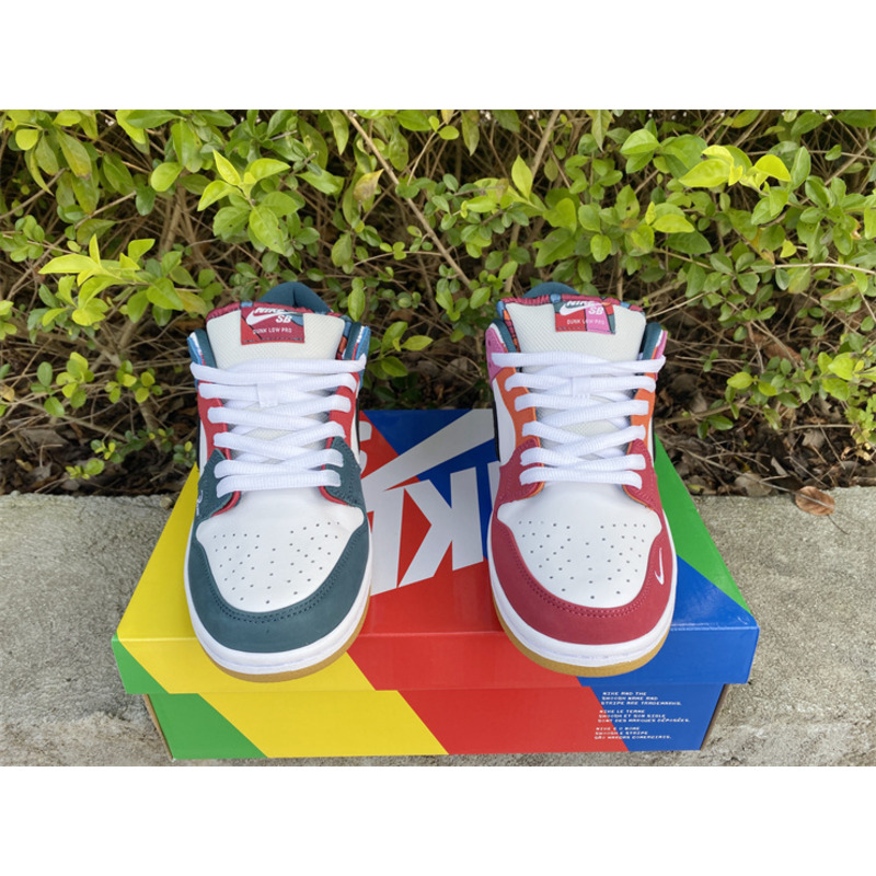 Parra x Nike SB Dunk Low DH7695 100 Sneakers Men Women