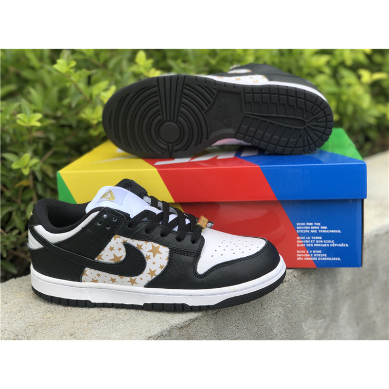 S*p*e x nike sb dunk low "black stars" dh3228 102 sneakers men women