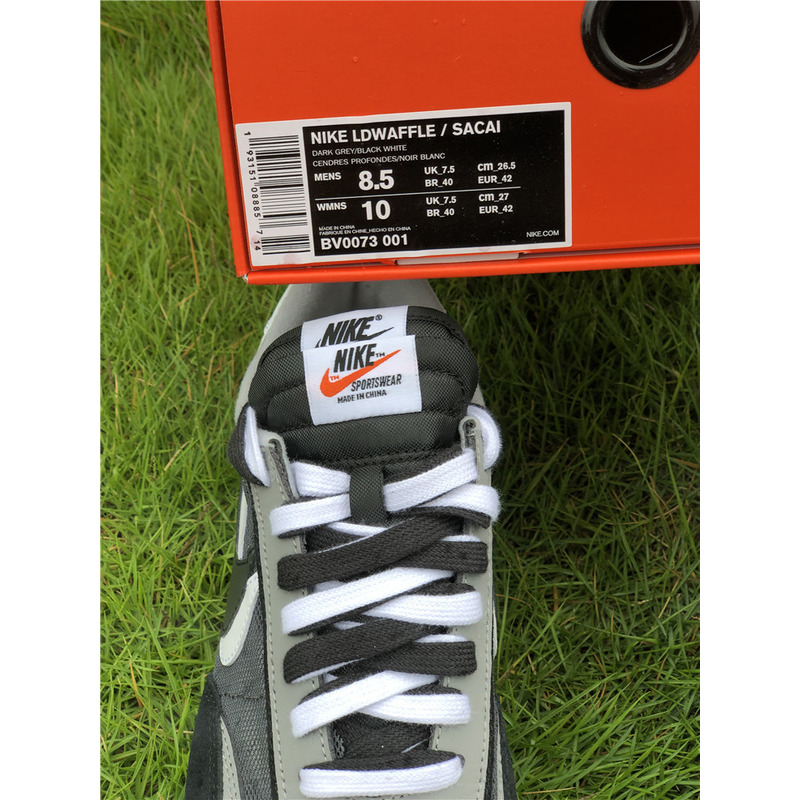 Sacai x Nike LDV Waffle BV0073 001 Sneakers Men Women