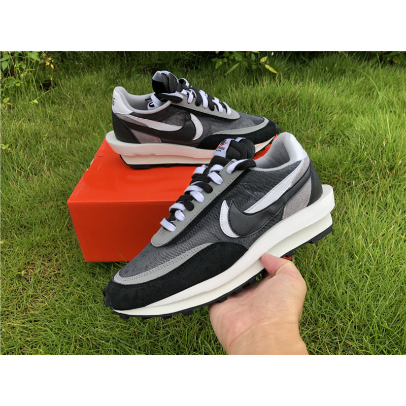 Sacai x Nike LDV Waffle BV0073 001 Sneakers Men Women