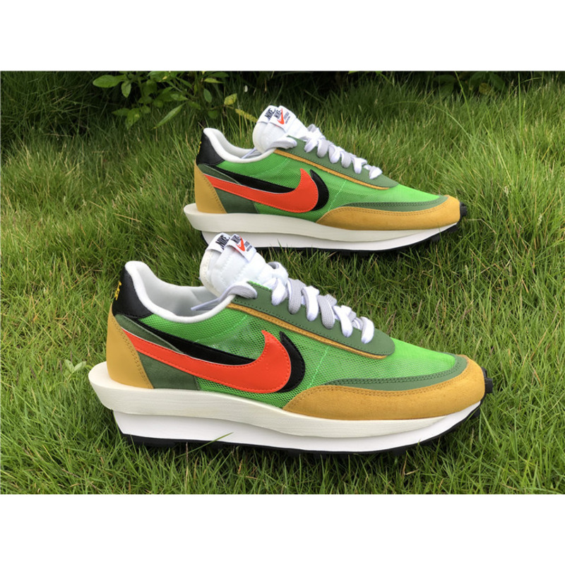 Sacai x Nike LDV Waffle BV0073 300 Sneakers Men Women