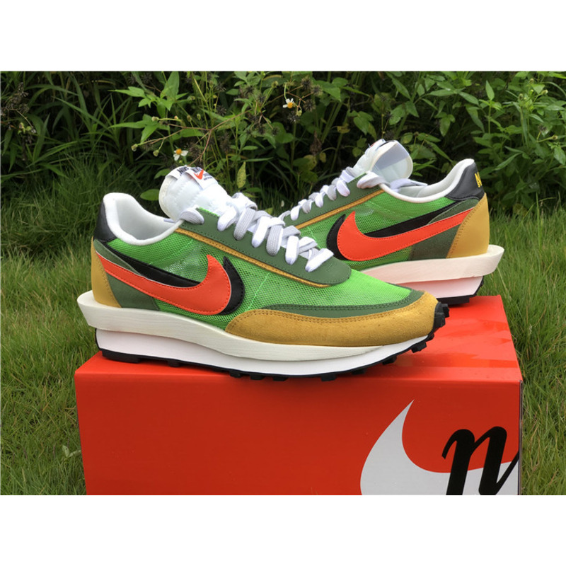 Sacai x Nike LDV Waffle BV0073 300 Sneakers Men Women