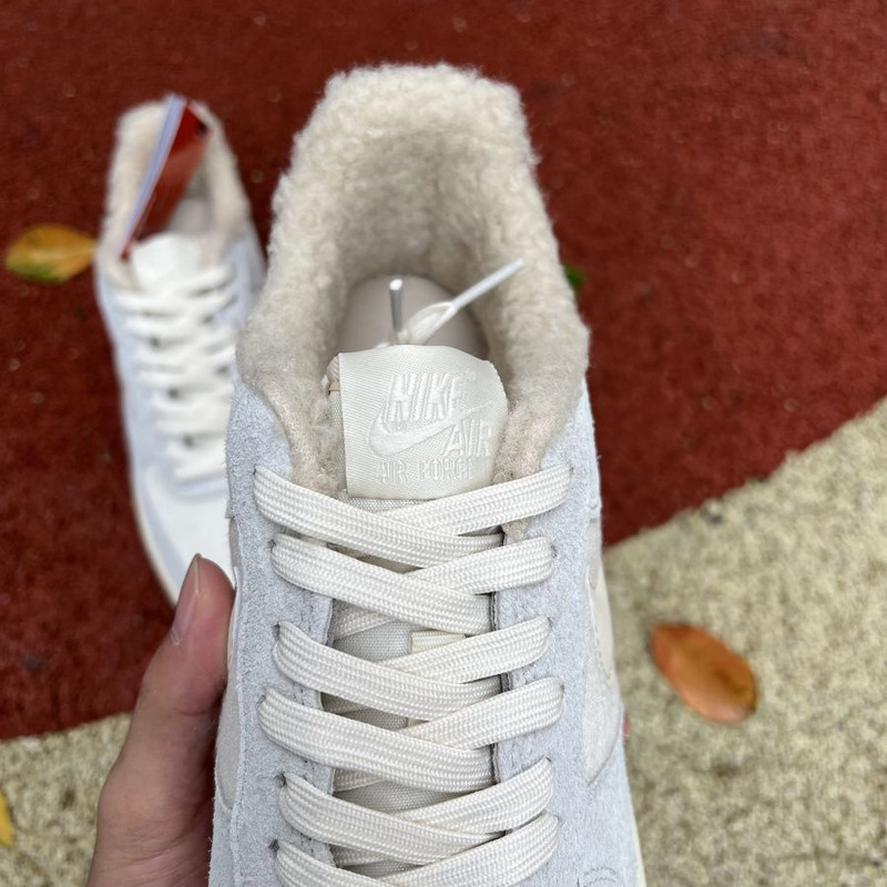 Nike Air Force 1 low light khaki plush 07 LV8 DO7195 025 Sneakers Men Women