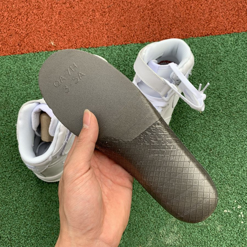 Nike Air Force 1 07 MID GS All White 366731 100Sneakers men women