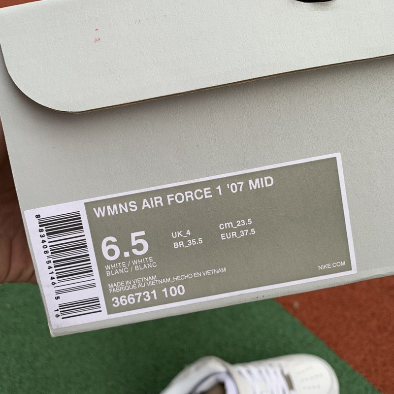 Nike Air Force 1 07 MID GS All White 366731 100Sneakers men women