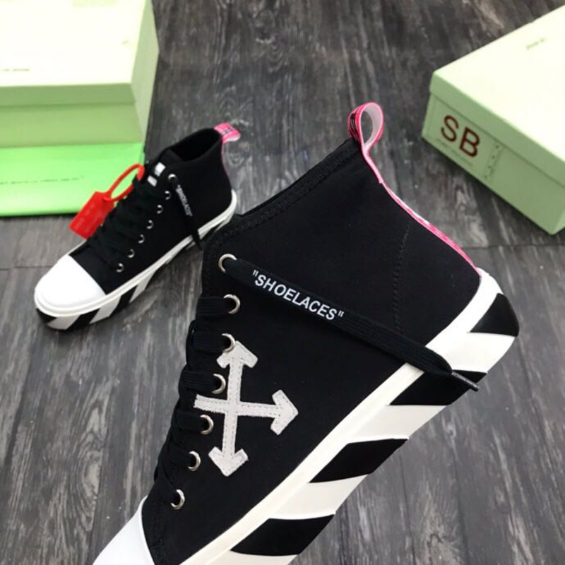 Off-White Arrow Stripe Sneakers