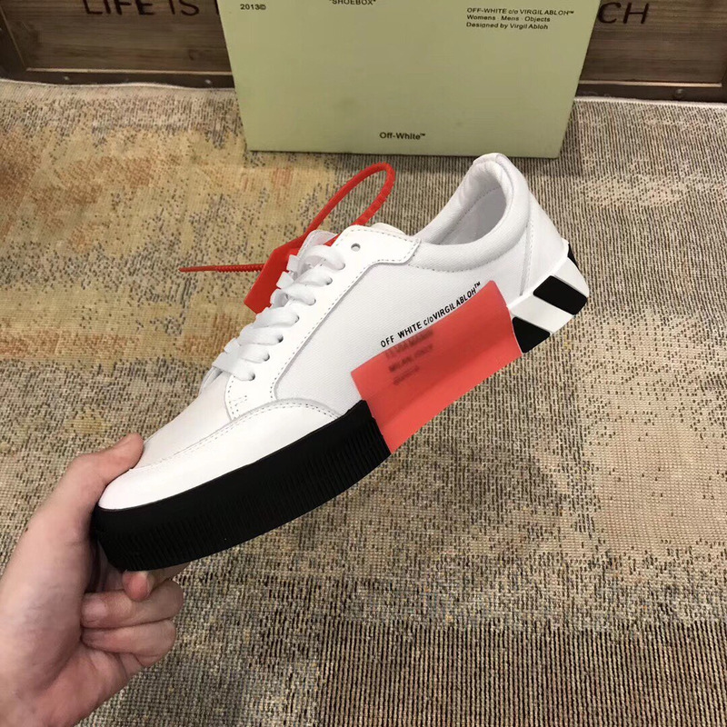 Off-White Low Top Stripe Sneakers